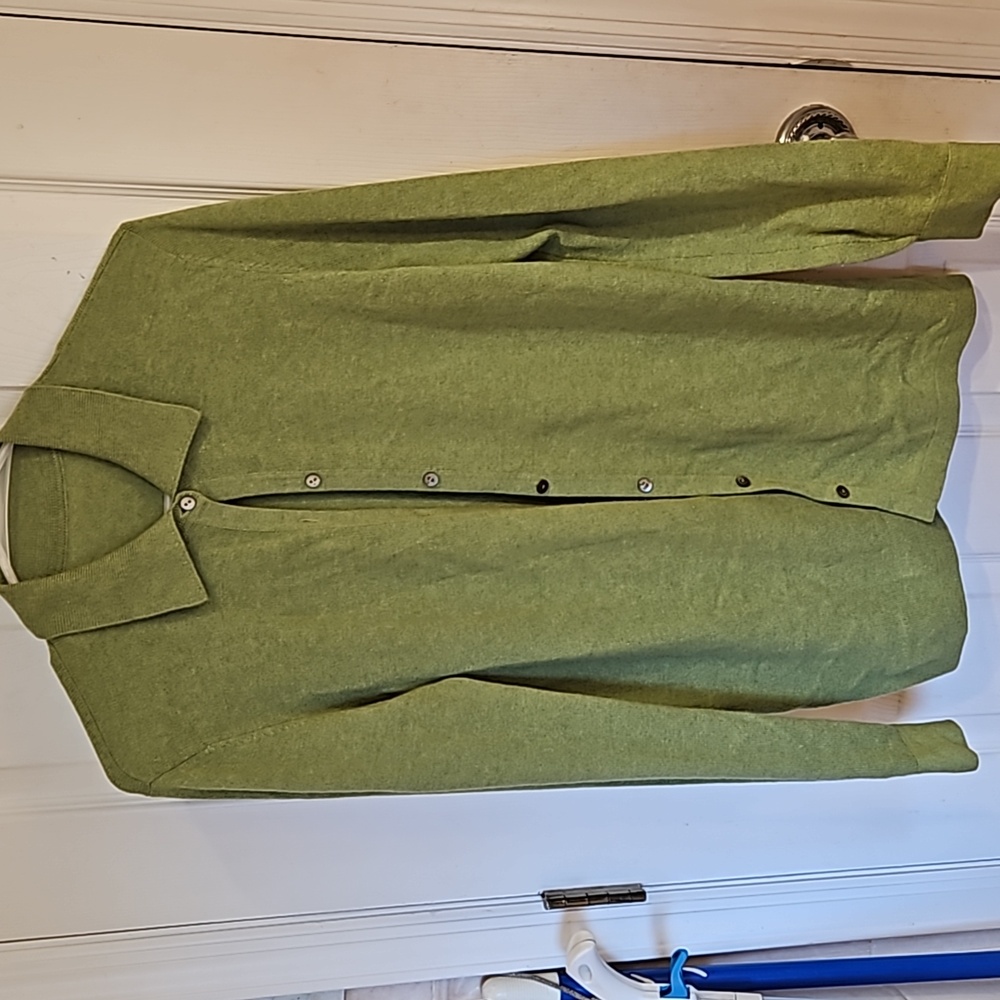 Cashmere sweater